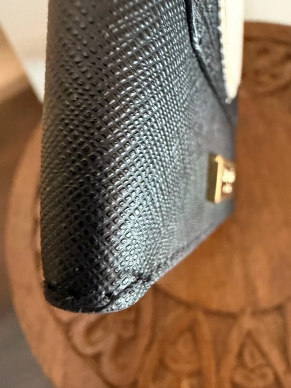 Kate Spade Clifton Lane Penguin Passport Wallet - Picture 8 of 9